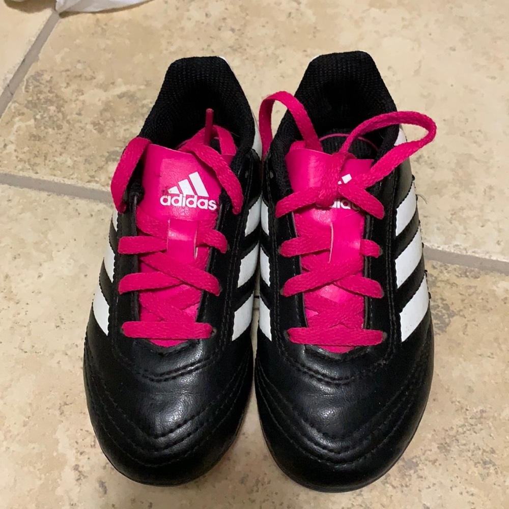 Adidas toddler side 10.5 soccer cleats worn 2-3 times